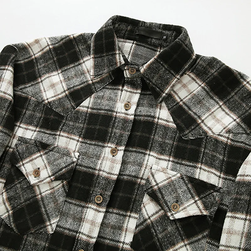 2022 New Men Casual Plaid Flannel Shirt Long-Sleeved Chest Two Pocket Design Fashion Printed-Turn-down Collar Button Shirt S-2XL