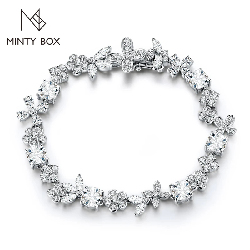 Браслет женский из серебра 925 пробы с муассанитом и бриллиантами