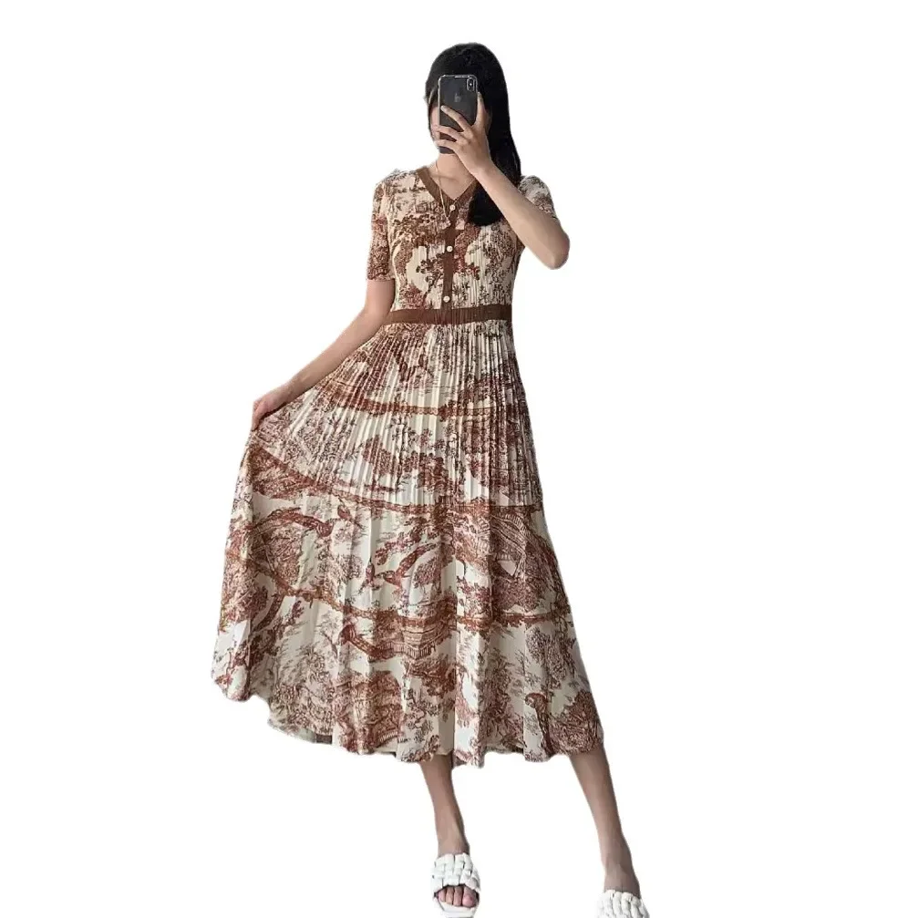 Плиссированное Платье Новинка лета 2024 модные повседневные плиссированные