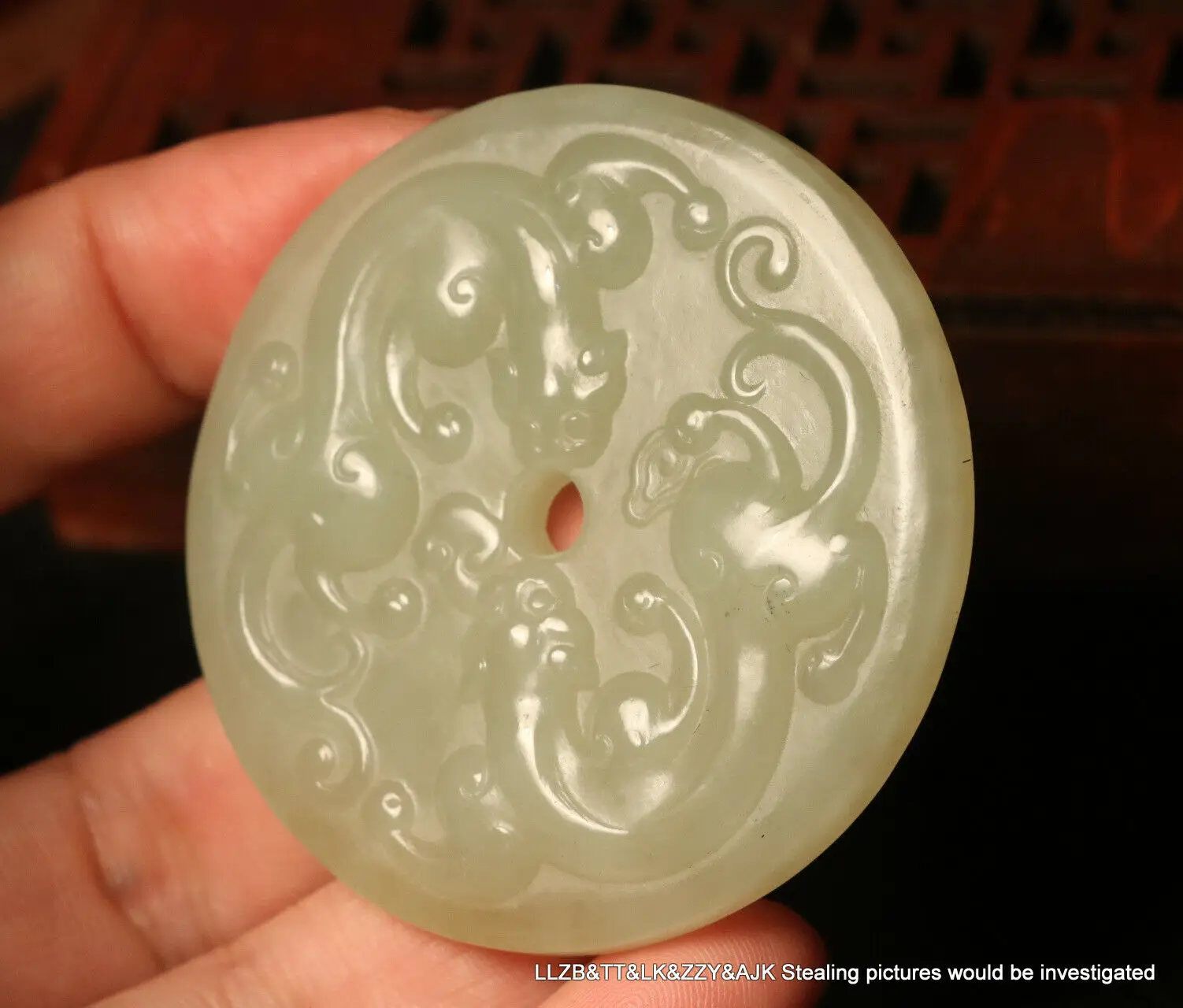

Chinese Vintage Hetian Jade Swaying Li Dragon Bi PEI Totem Smoothly Carving LLZB Amulet 3A Timestown 20201128A