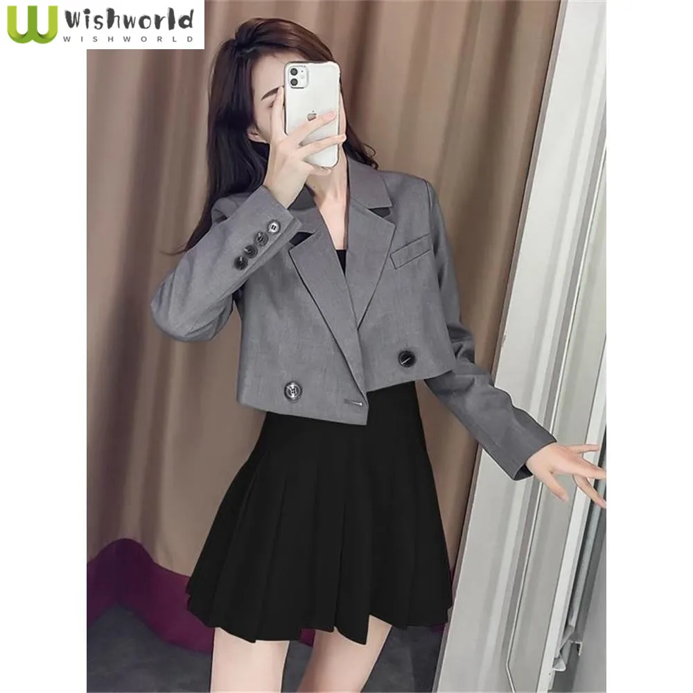 Модный повседневный женский костюм