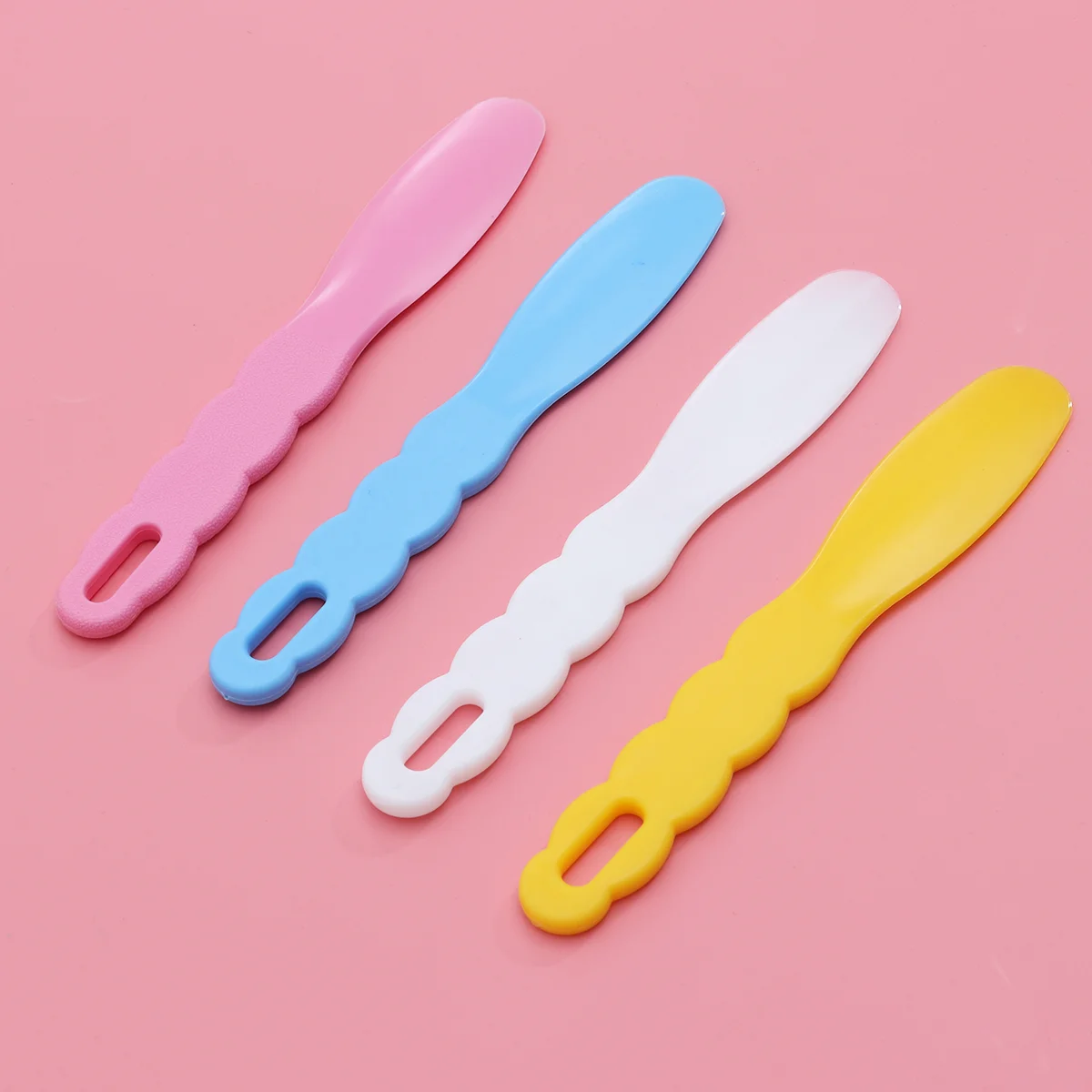 

Heat-resistant 4pcs Professional Assorted Spoon Plaster Spoon Cement Spatulas Mixing Tool