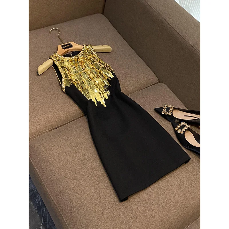 

New Sleeveless Thin Sexy Small Black Dress Light Luxury Heavy Beaded Dress Female Dress Package Hip Skirts Slim Women Clothing