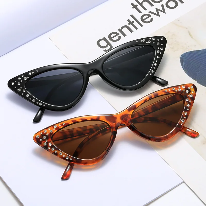 

Fashion Accessories Cat Eyes Crystal Frame Sunglasses Luxury Brand Design Anti-ultraviolet UV400 Casual Eyewear Shades for Women