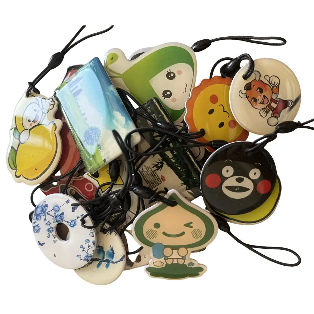 Случайный узор T5577 EM4305 ID-брелки Клонируемый бейдж приближения Перезаписываемая