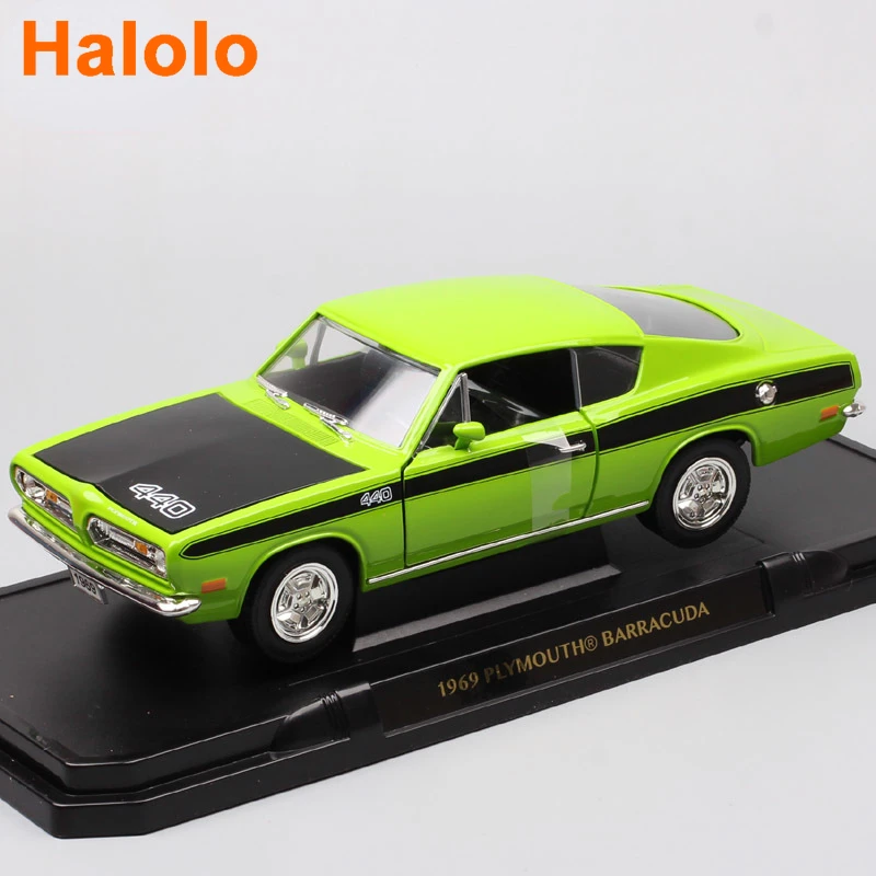 

1:18 1969 Plymouth Barracuda Muscle sports car High Simulation Diecast Car Metal Alloy Model Car Toy for kids Gift Collection