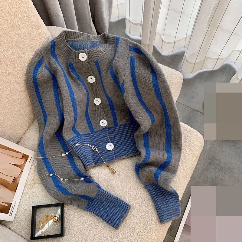 

Contrast color stripe sweater long-sleeved sweater female spring autumn short 2022 new bubble sleeve cardigan top female