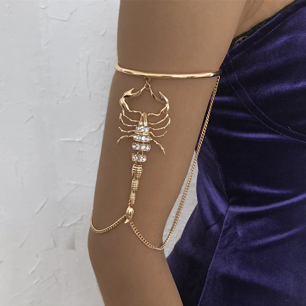 

Punk Hip Hop Rhinestone Tassel Bracelet for Women Men Gothic Hand Scorpion Bracelets Arm Bangles Couple Jewelry Gift with Box