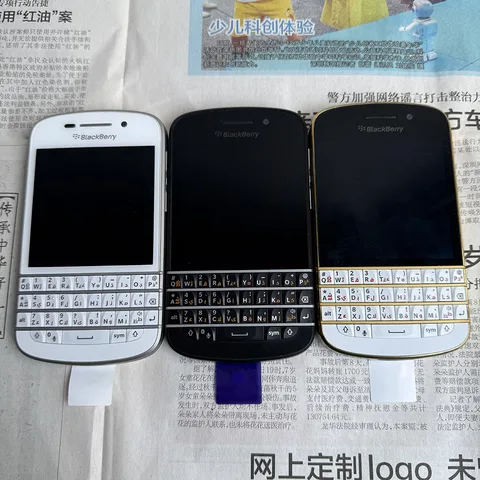 Смартфон Blackberry Q10, 2/16ГБ, global, Б/у