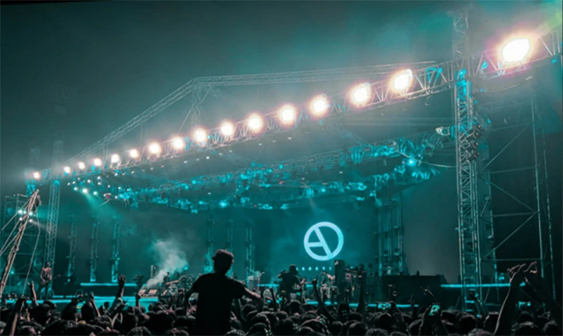 4 шт. популярный сценический светильник Sharpy 380 17r с подвижной головкой небесный