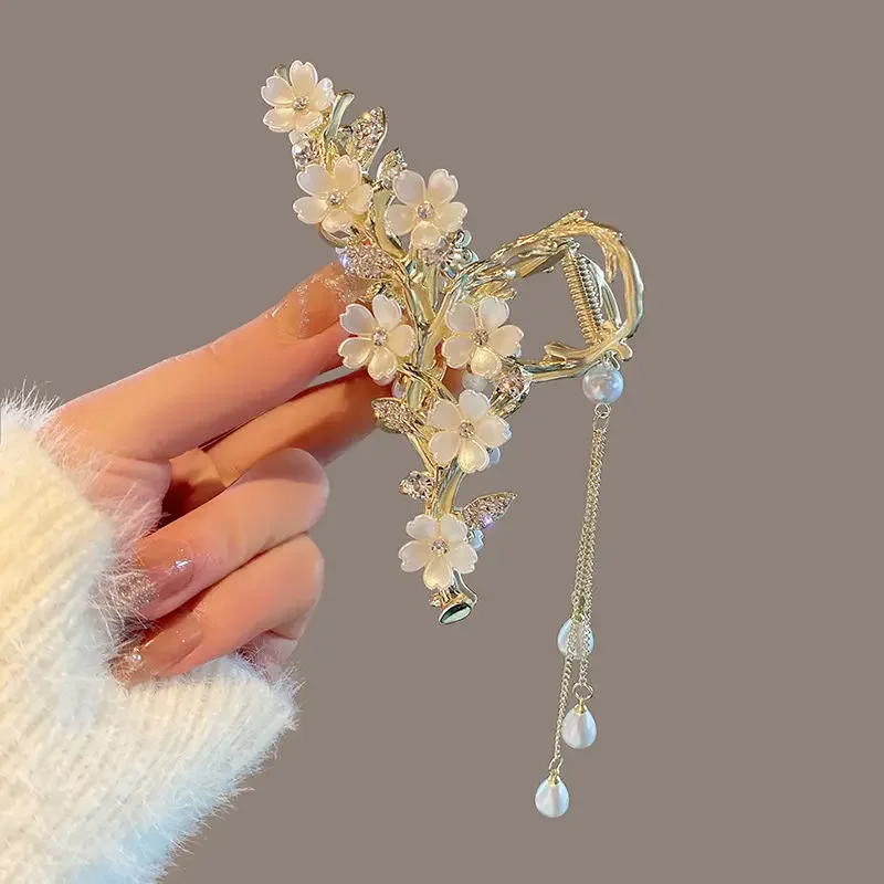 

Pearl Flower Tassel Hair Claw for Women Cute Sweet Hair Clip Girls Fashion Elegance Headdress Korean Exquisite Hair Accessoires