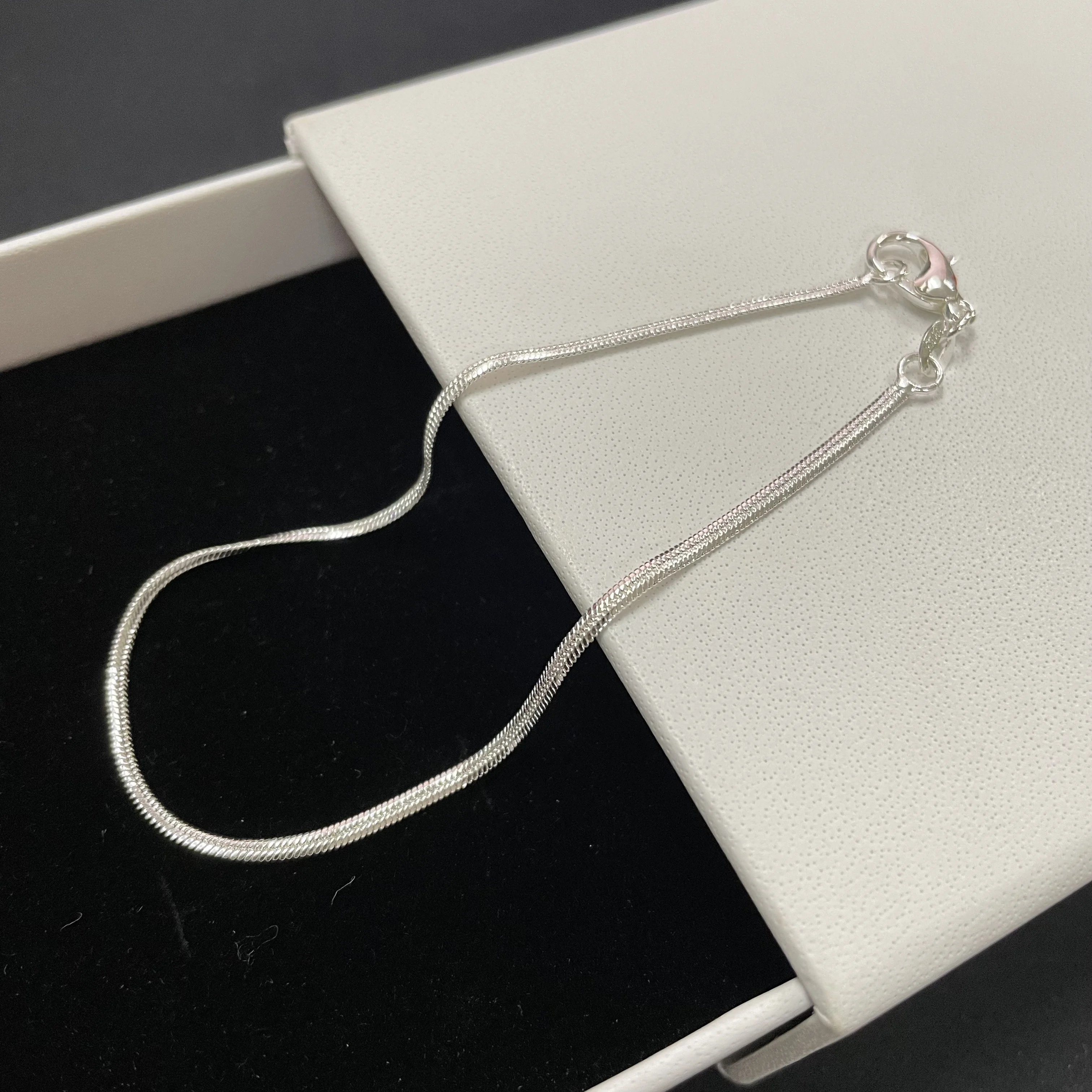 Браслет женский и мужской из серебра 925 пробы 2 мм 20 см