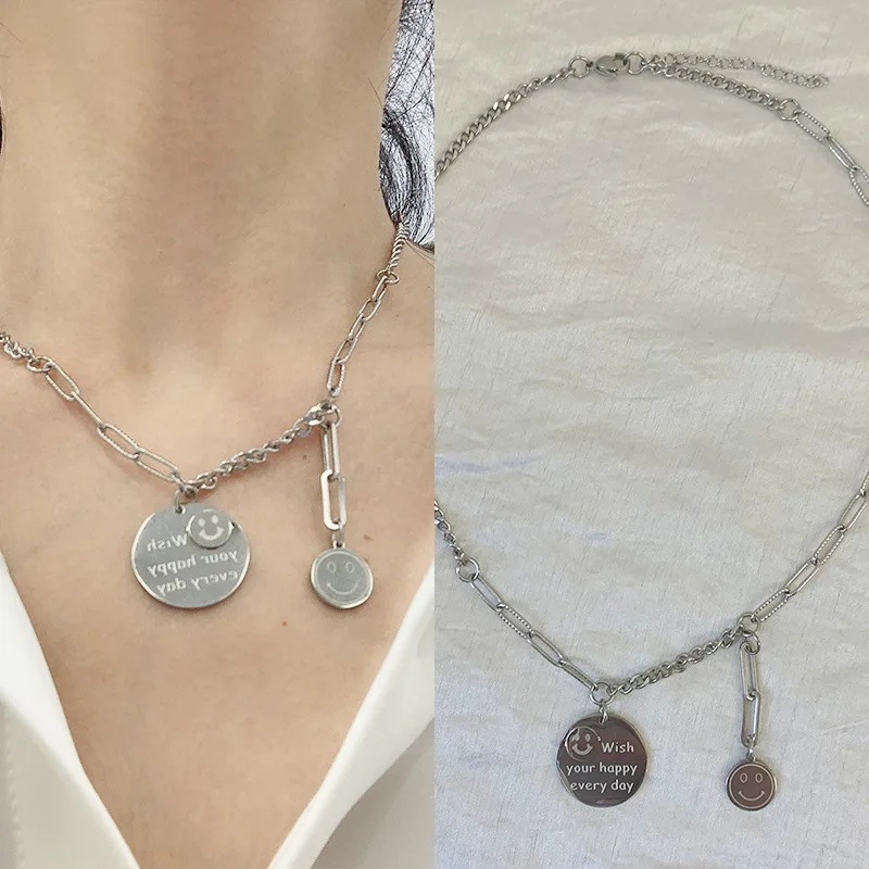 

Titanium Steel Necklace For Women's Clavicle Chain Hip Hop Smiley Happy Everyday Necklace Men's Fashion Double Pendant Jewelry