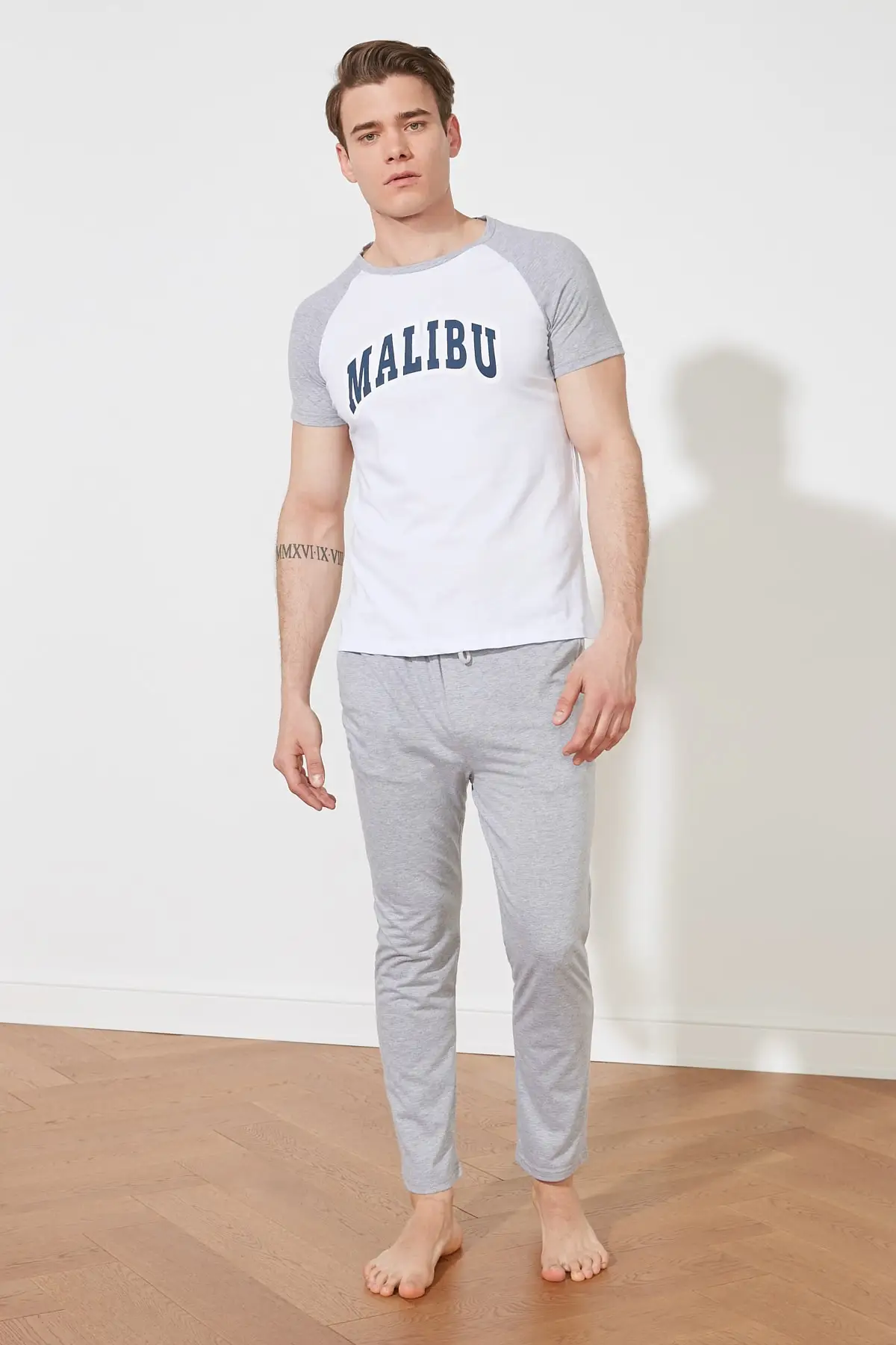 

Trendyol Knitted Pajamas Set THMSS21PT0235
