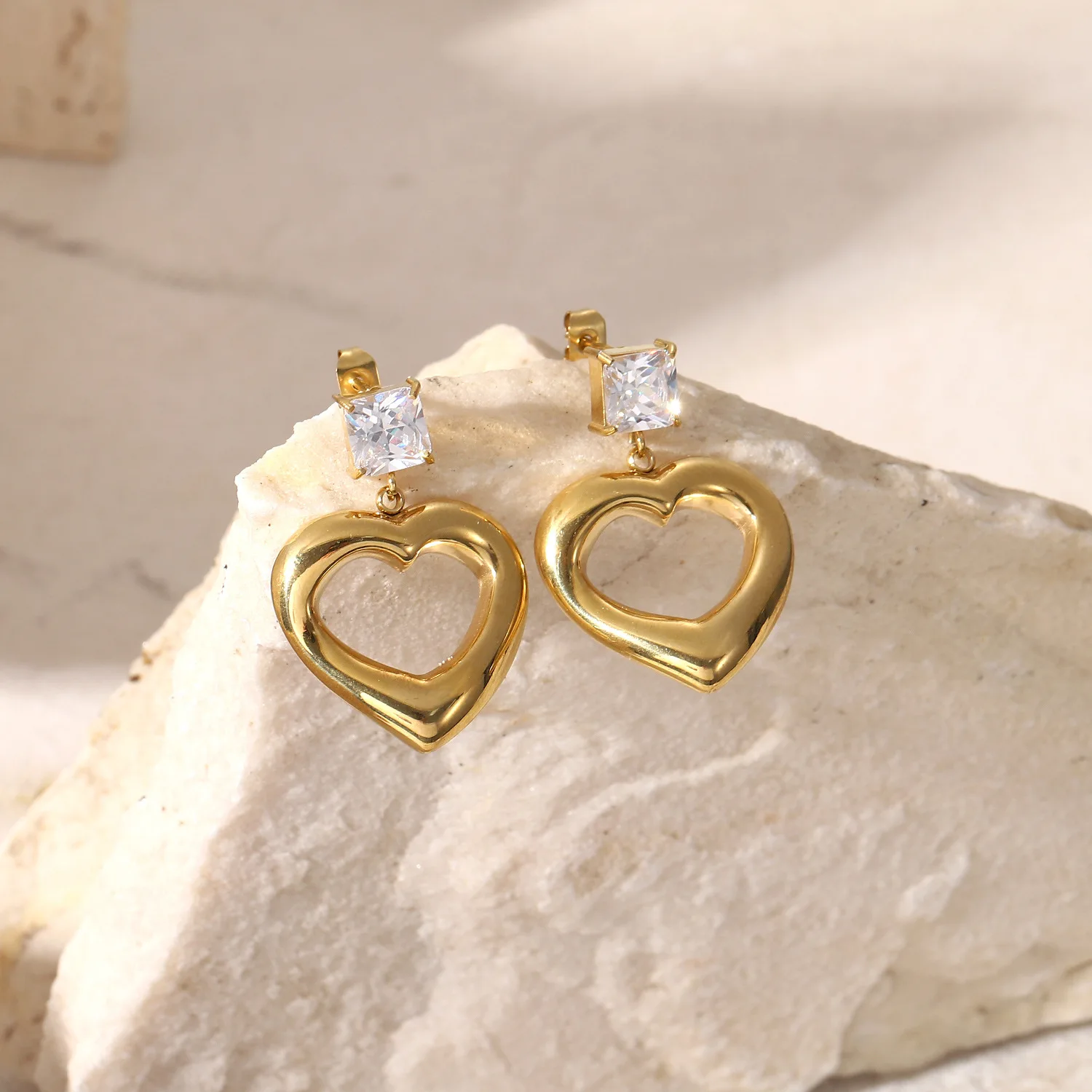 

European and American Fashion Simple Square Zircon Stainless Steel Earrings INS Love Pendant Earrings Titanium Steel Earrings