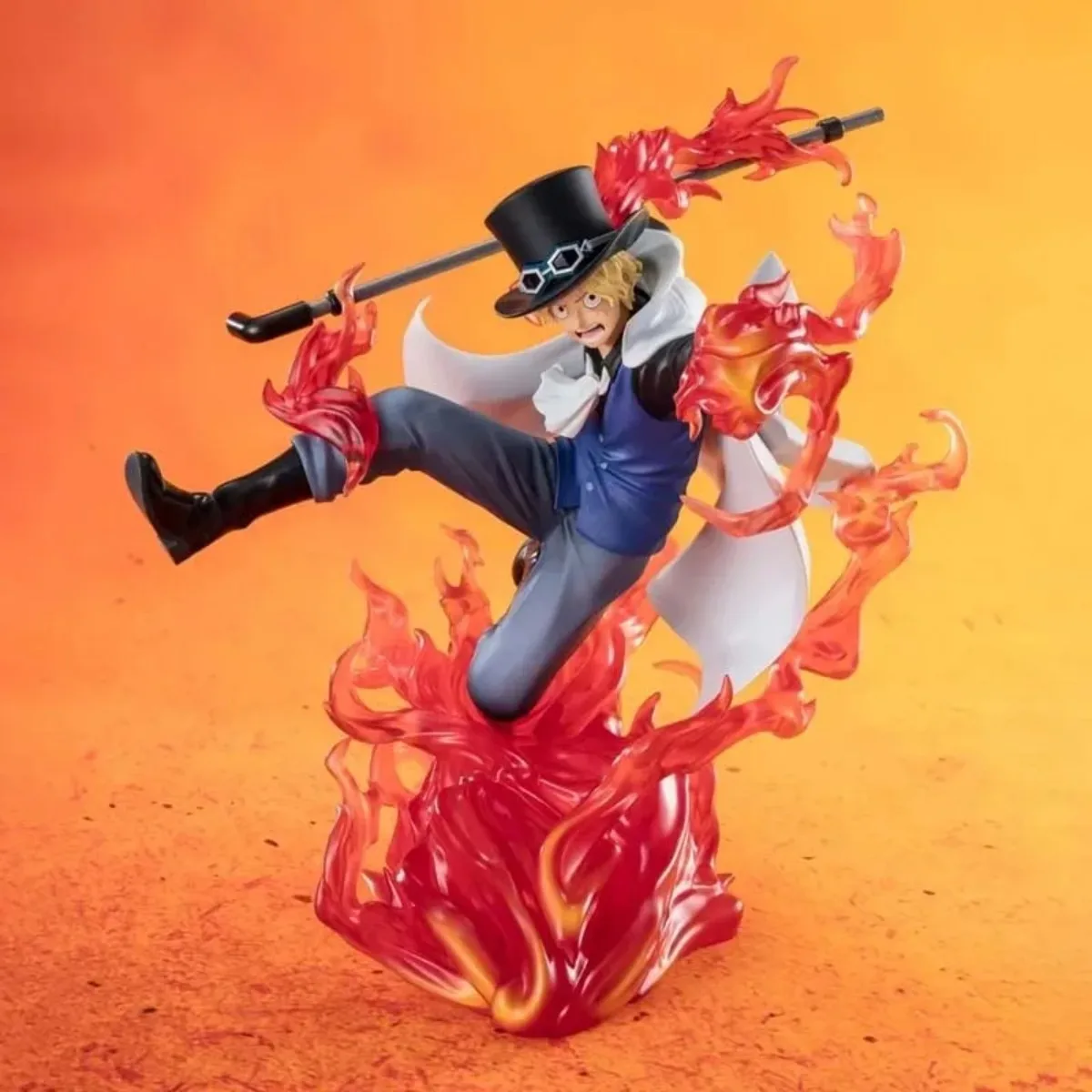 Фото Оригинальный Bandai One Piece ZERO Luffy Gum Hawk Nami Lightning Sabo Fire Shanks Divine Anime Collection Наборы моделей экшн-фигурок №5