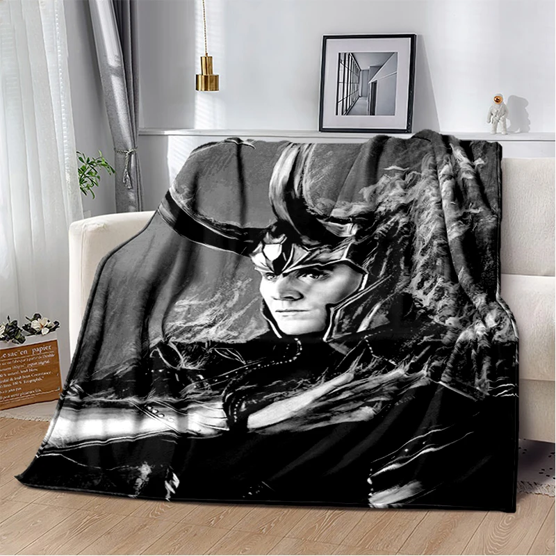 

MINISO Плюшевое одеяло Marvel Loki God of Mischief