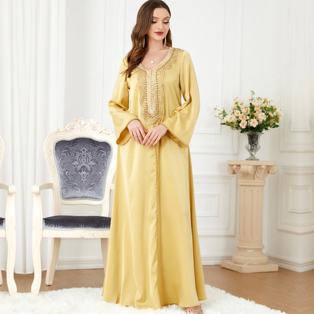

Abaya For Women Ramadan Dubai 2023 Arab Apparel Women's V-neck Beaded Long Sleeve Fashion Dress V-neck Embroidery Long Dress