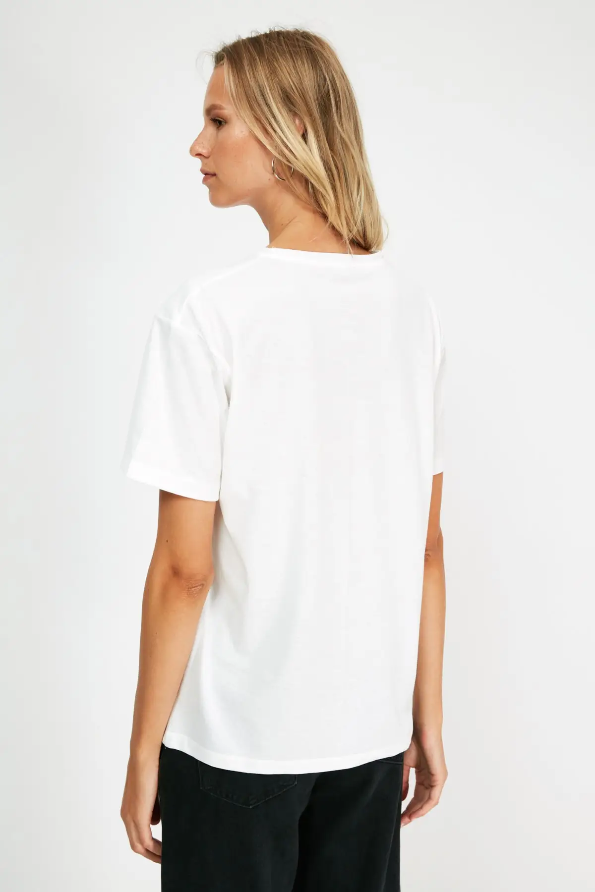 

Trendyol Printed Boyfriend Knitted T-Shirt TWOSS21TS3937