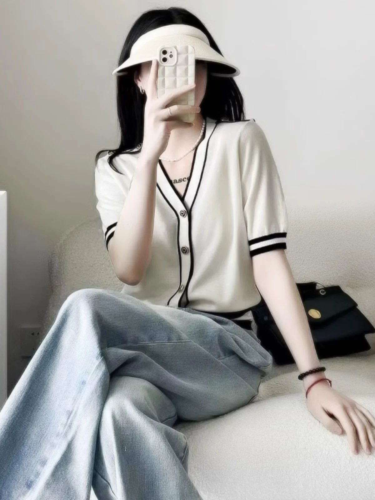 Graceful V-neck Contrast Color Patchwork Short sleeve Ice Silk Knit Summer New Temperament Chic Age Reducing Western Sle Top