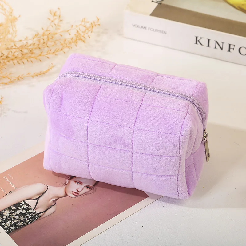 

MOONBIFFY Плюшевая косметичка