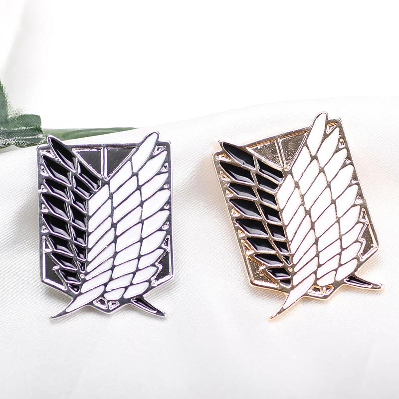 

Attacking Giant Brooches Badge Shigeki No Kyo Anime Cosplay Freedom Wings Men's Women's Brooch Pins Decoration Gift Llav