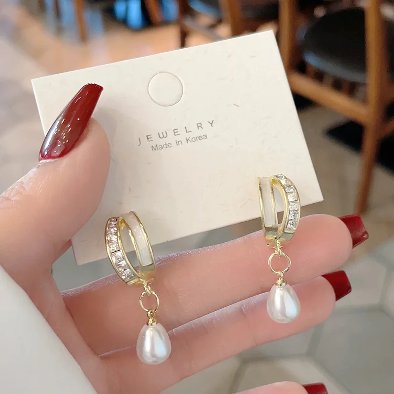 

2023 New Fashion 925 Silver Needle Drop Earrings for Women South Korean Light Luxury Premium Shell Pearl Style Jewelry Gifts