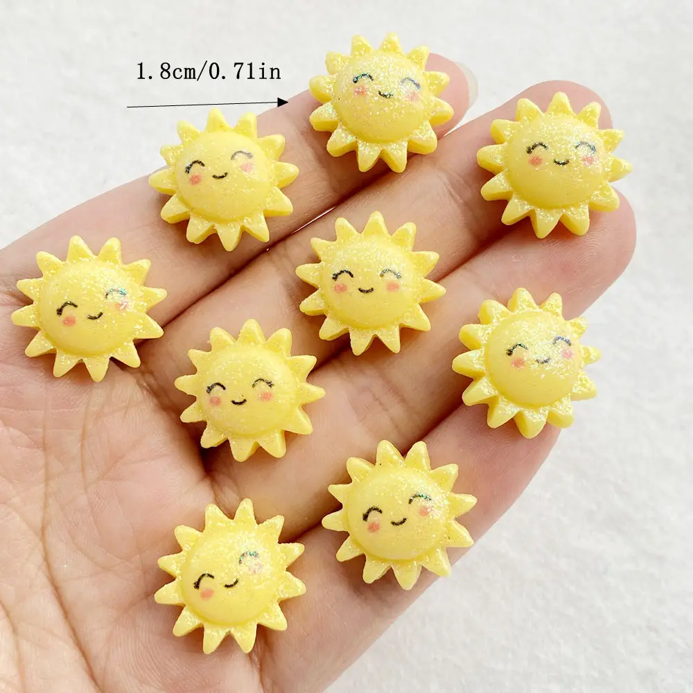 

Набор из 12 фигурок подсолнучков из полимера