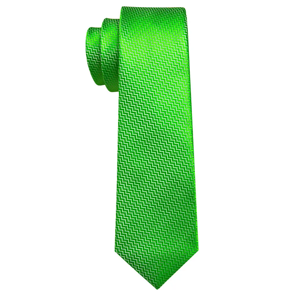 Рисунок 4 - Шелковый галстук с зелеными листьями для мужчин