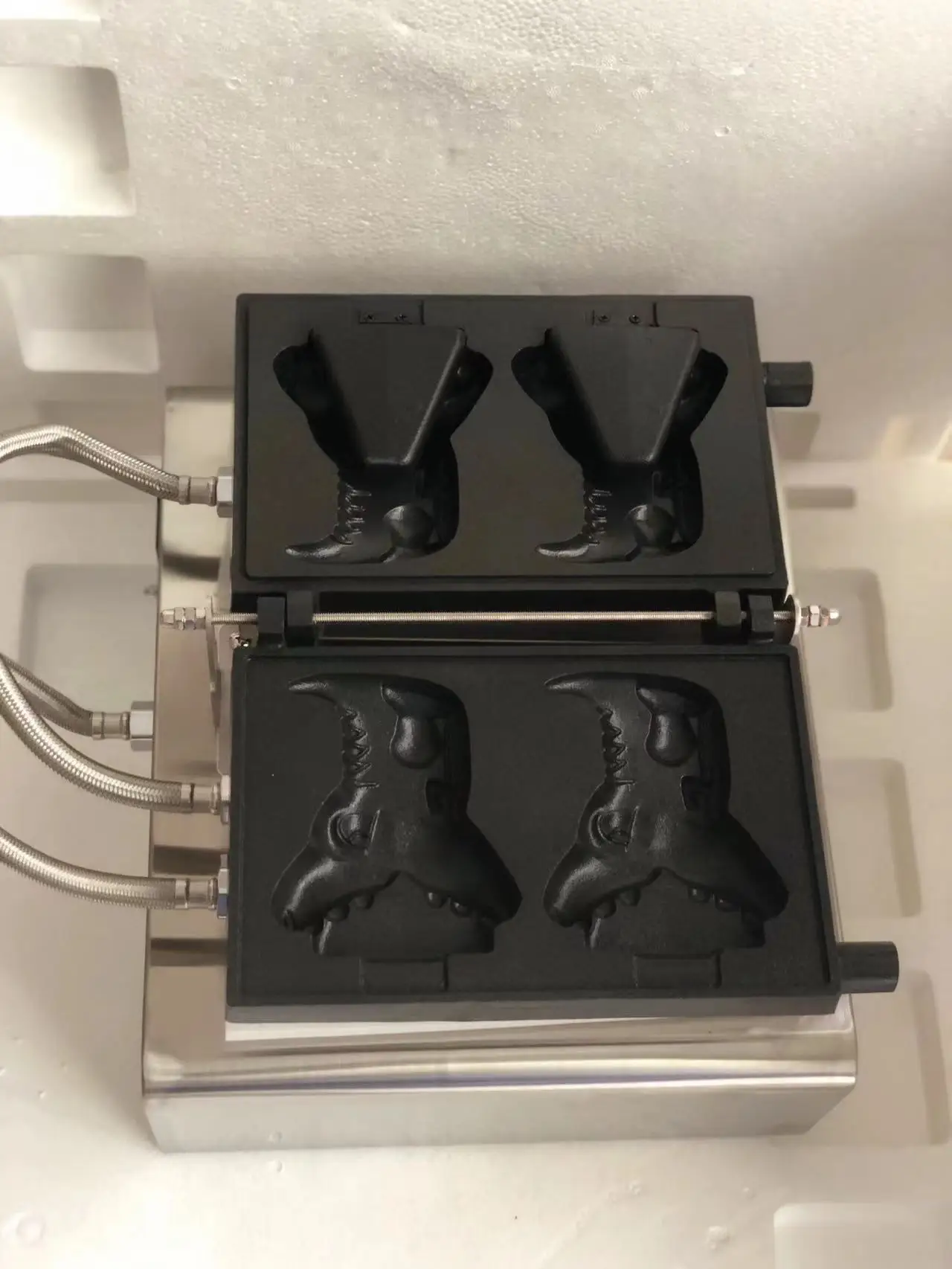 "2023 New Design Crocodile Shape Ice Cream Taiyaki Waffle Machine Open Mouth Waffles Cake Maker