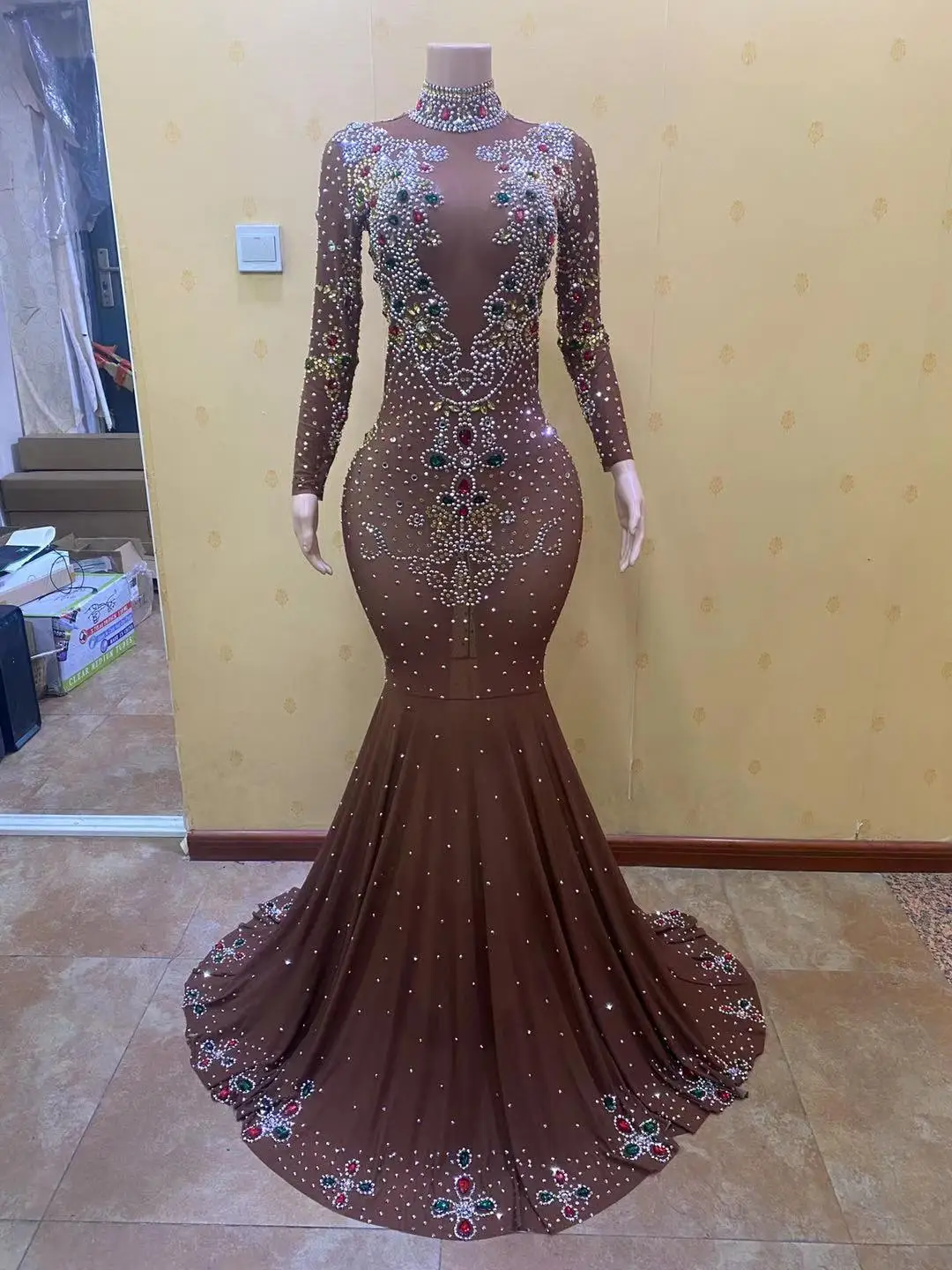 

Sexy Brown Mesh Perspective Sparkly Colorful Crystals Long Train Dress Evening Birthday Celebrate Costume Performance Dress