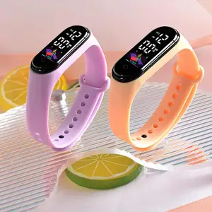 Спортивный браслет со светодиодным дисплеем и шрифтом, модный спортивный браслет с циферблатом, регулируемый ремешок, цифровые часы для студентов