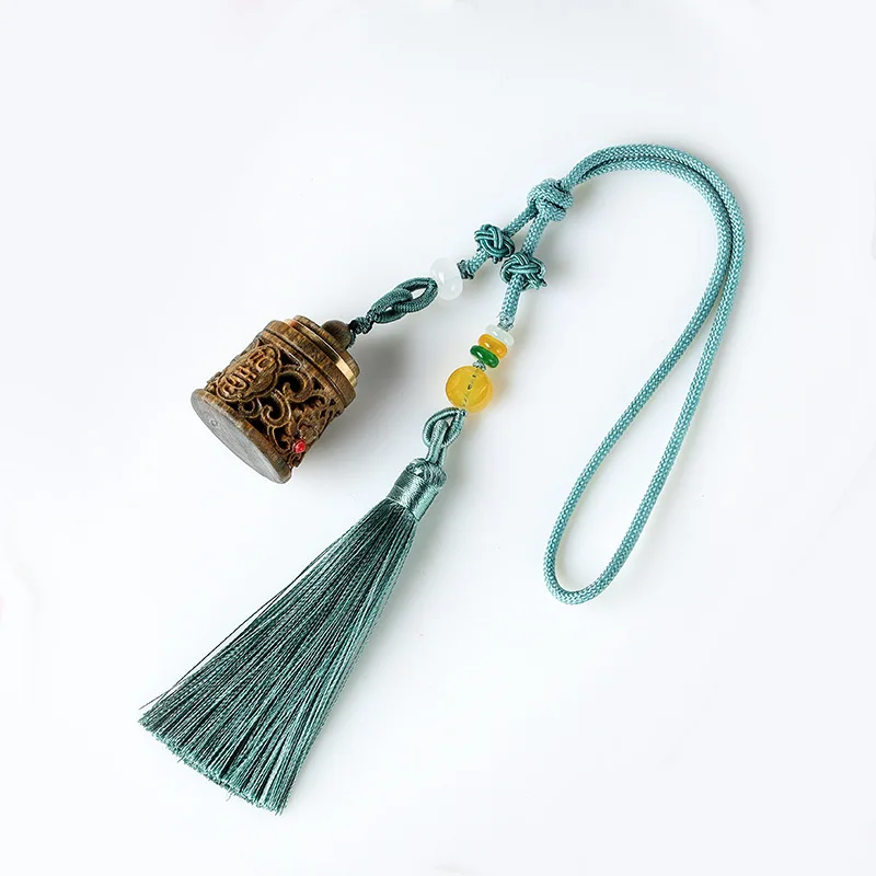 

Green sandalwood carving gratis sachets hang key ring hand piece car hang sachets backpack hang