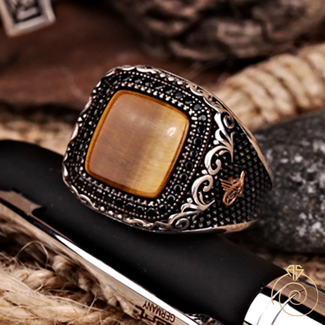 

Tiger Eye Stone Set Vintage Turkey Signet Ring Men's Antique Silver Hand Carved Pattern Ring Zircon Set Ring Anniversary Gift