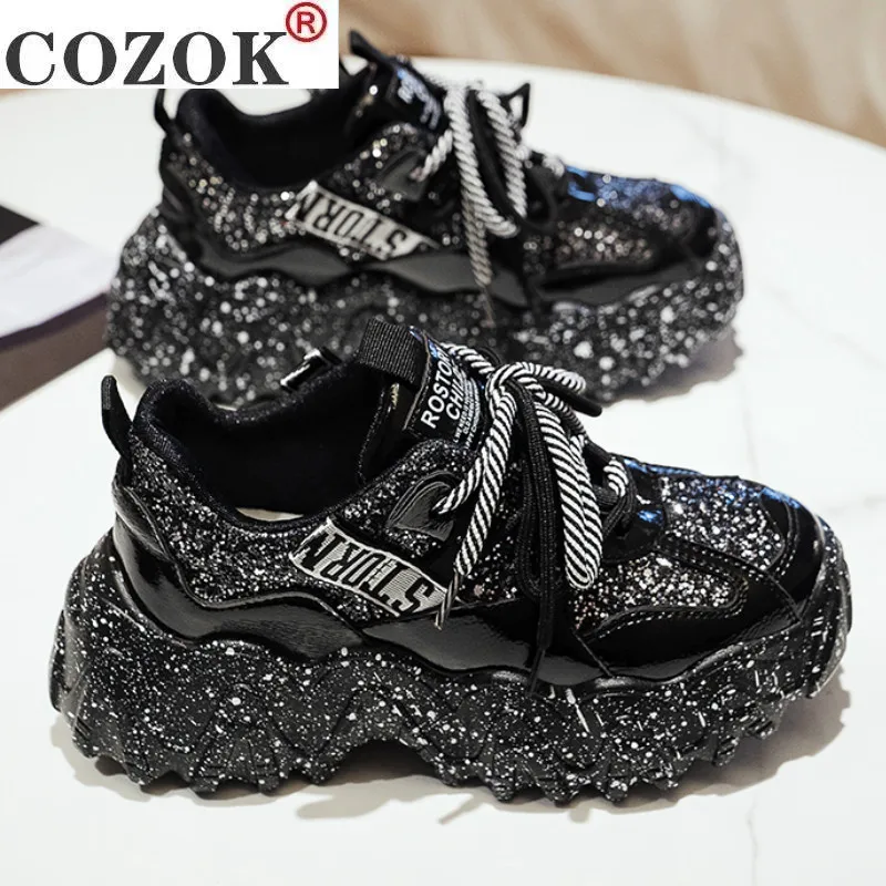 

2021 New Women Chunky Sneakers Designer Dad Shoes Platform Shining Black Red Ladies Ulzzang Fashion Leather Casual Shoe Woman
