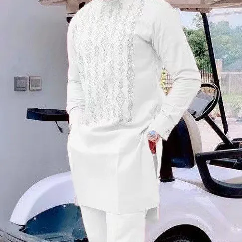 Мужской костюм MUSEY ADINGS розового цвета