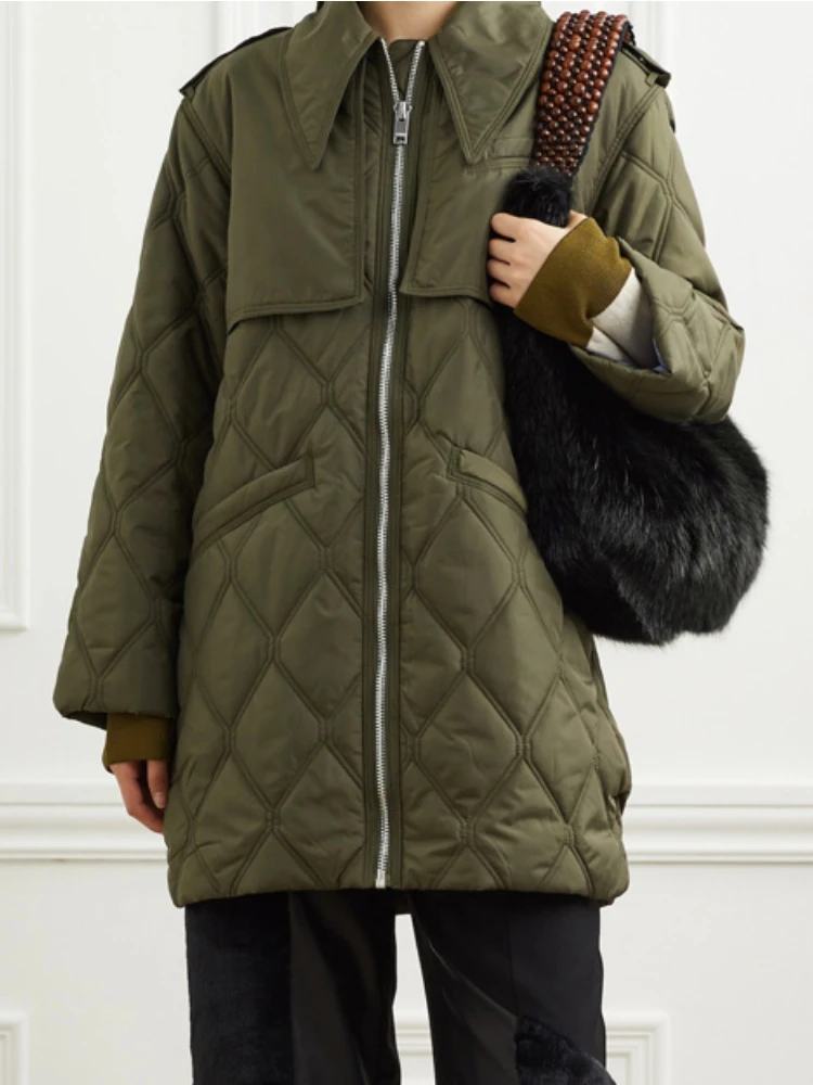 

Осень-зима 2022, стеганая тонкая куртка с острым воротником, пальто средней длины