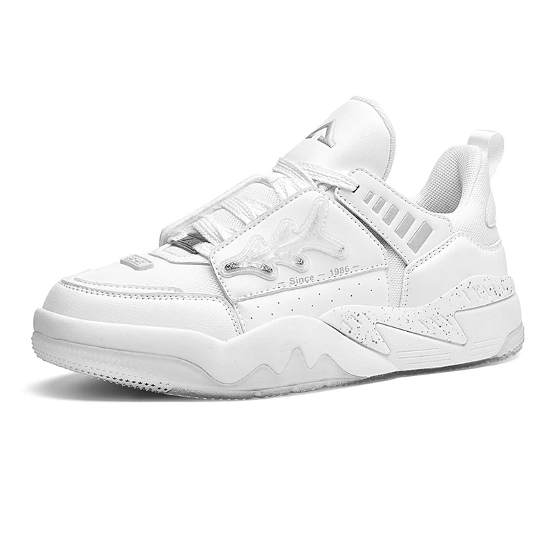 

Mesh Skatboarding Shoes Women Chunky Sneakers Men Running Shoes Lovers Trend Reflective Skate Sports Jogging Shoes Male Footwear