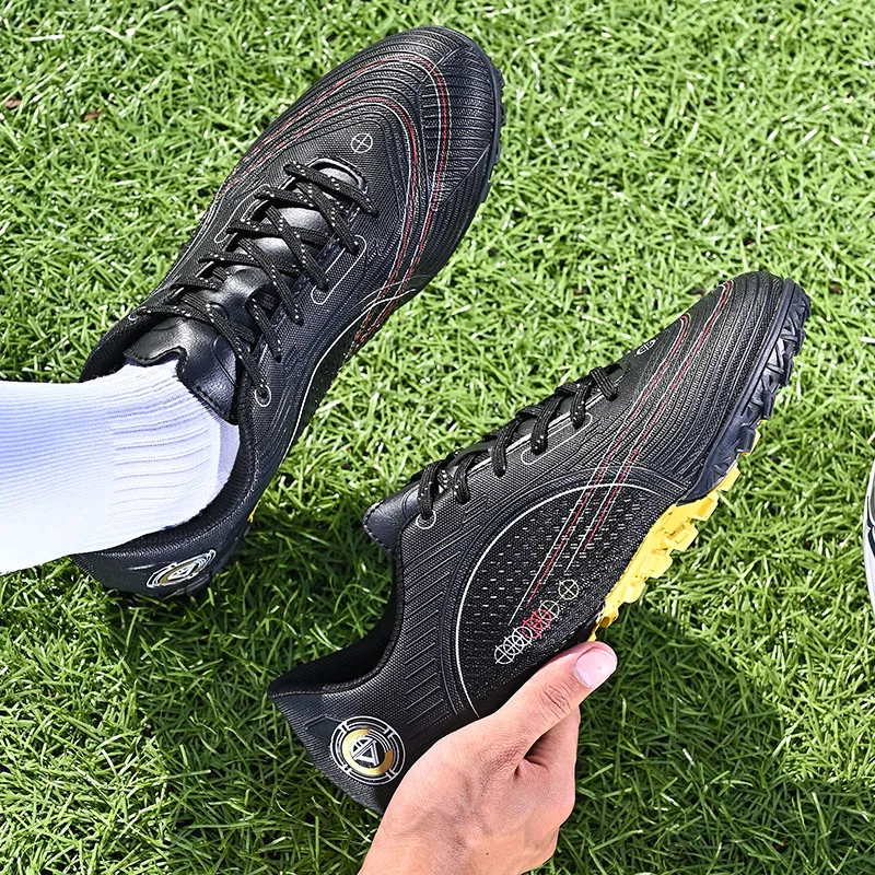 Men LowTop Soccer Shoes Professional Anti-Slip Kids Grass Training Football Boots Ultralight FG/TF Non-Slip Sneakers Size30-46#