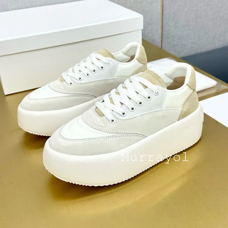 Кроссовки женские на шнуровке повседневная обувь толстой подошве с круглым