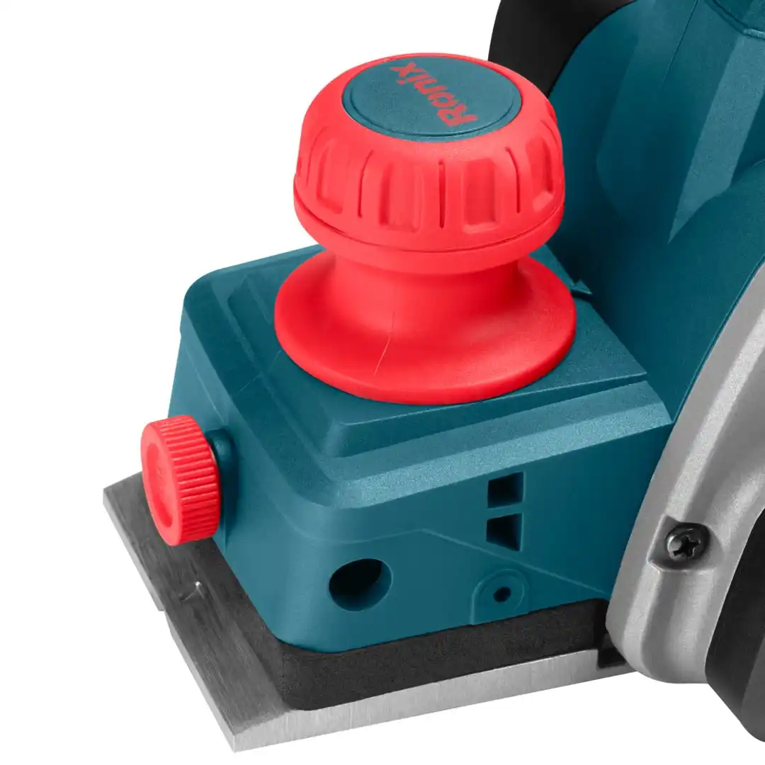 Бесщеточный двигатель Ronix 8603 электрического ручного планировщика обеспечивает