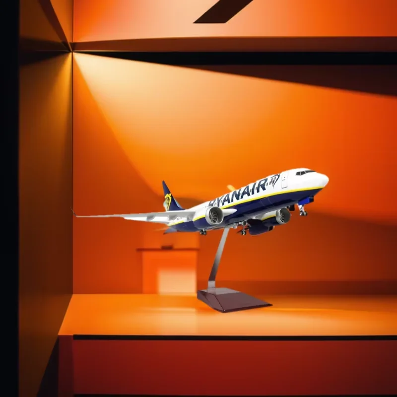 Фото Масштаб 47 см 737 Модель самолета Ryanair b737 Модель самолета Комплект модели самолета со светодиодной подсветкой Материал из искусственной смолы с высокой имитацией №1