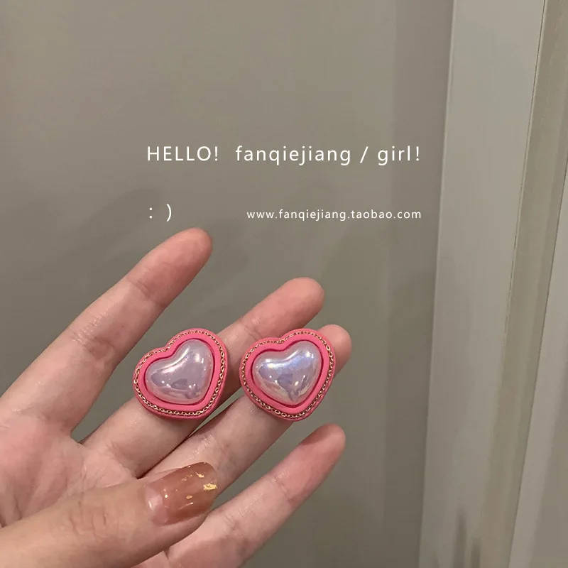 

Niche design tulip earrings retro hoop earrings earrings female 2022 Hong Kong style temperament pink earrings trend