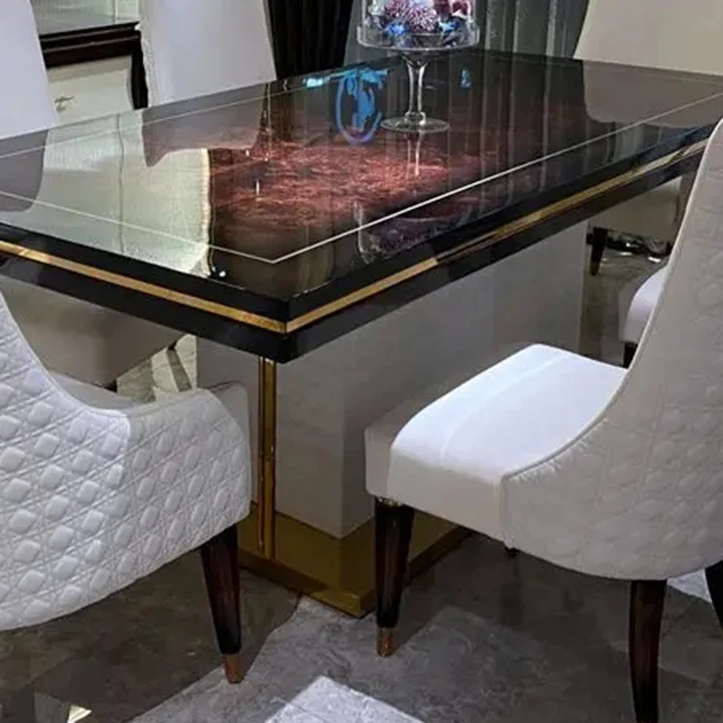 Рисунок 5 - Роскошный итальянский обеденный стол