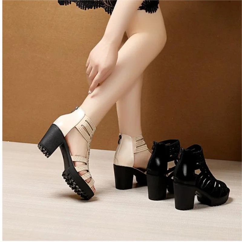 High Heels Gladiator Sandals Woman Open Head Sexy Black Rivet Block Heel Platform Shoes Summer Back Zip Size 35-40 Women Sandals
