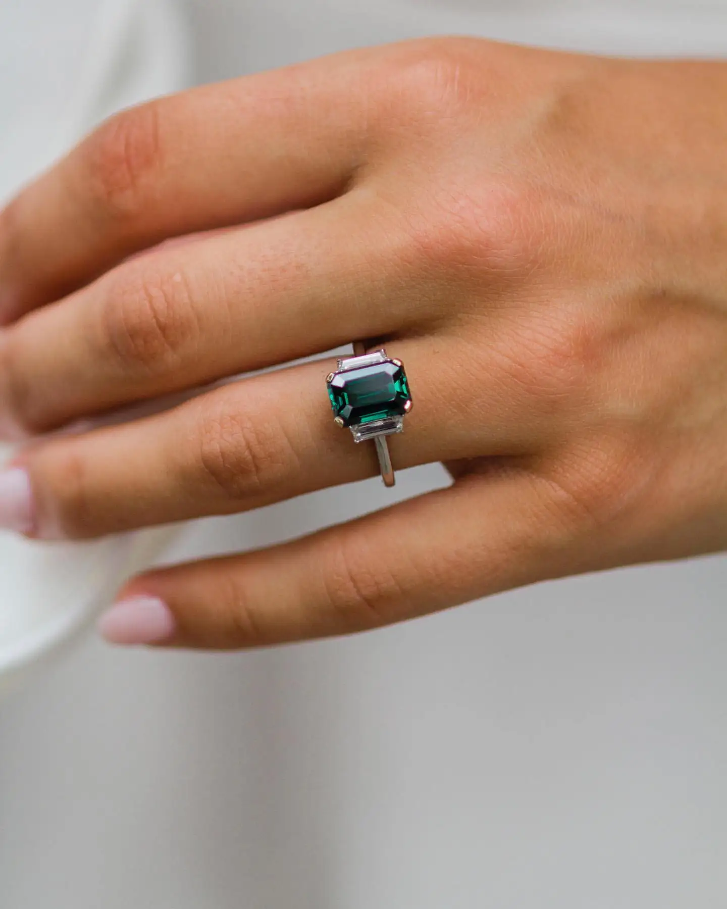 JOVOVASMILE Fine Jewelry Dark Green Moissanite Rings 3 Carat 10x7mm Slightly Elongated Asscher Cut 18k Yellow White Gold Ring