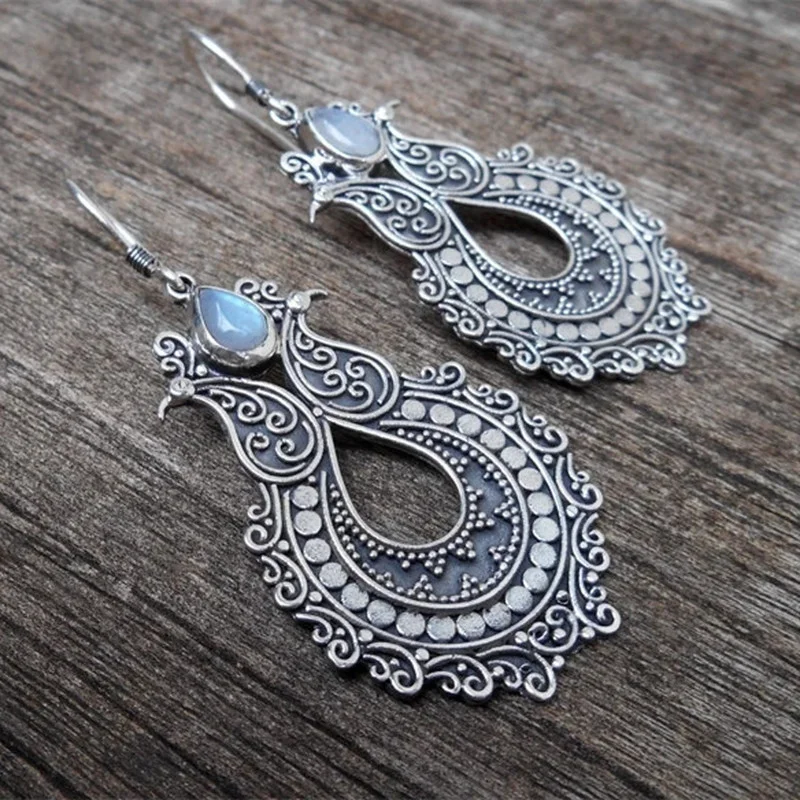 

Bohemia Metal Craftsman Engraved Flower Geometry Teardrop Antique Silver Color Moonstone Drop Dangle Earring For Women