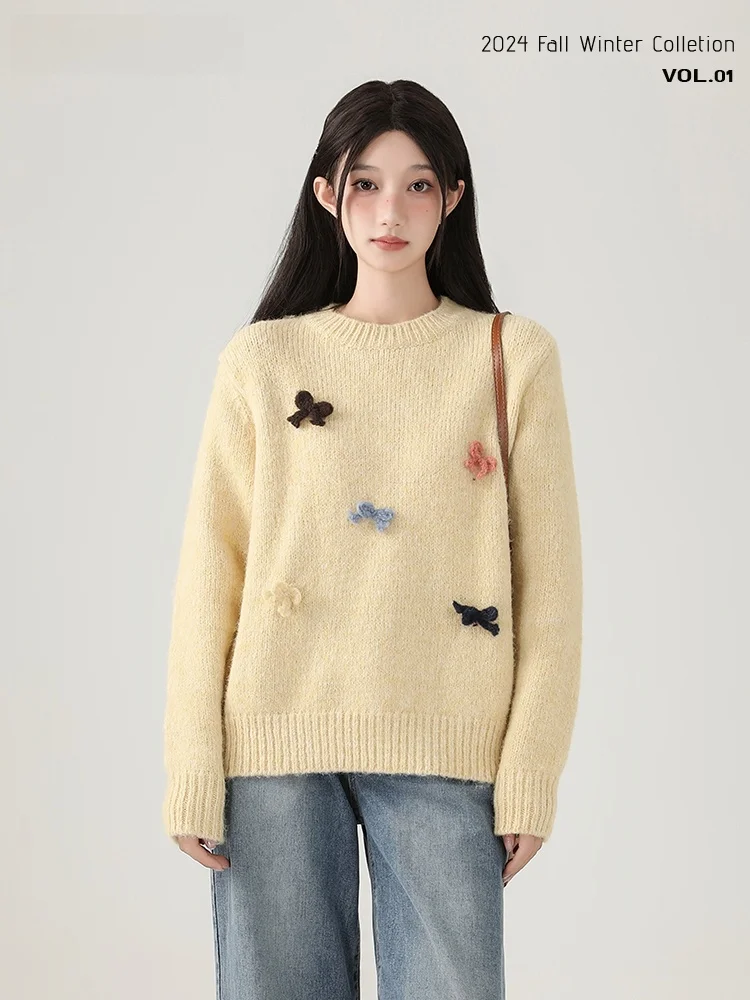 Anouou трехмерный свитер с круглым вырезом и вышивкой банта свободный