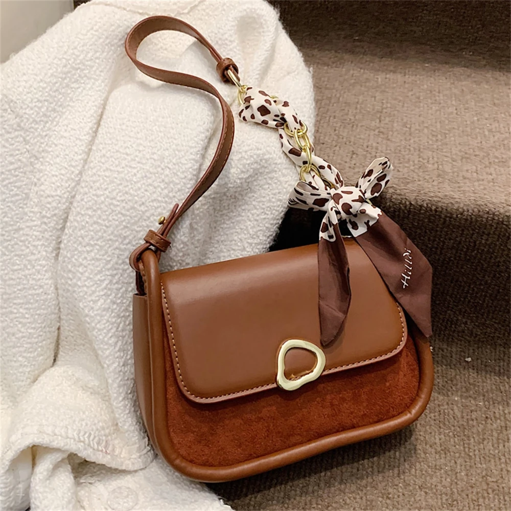 

Vintage matte leather women's handbag, small band bag under designer brand sleeve, winter 2022