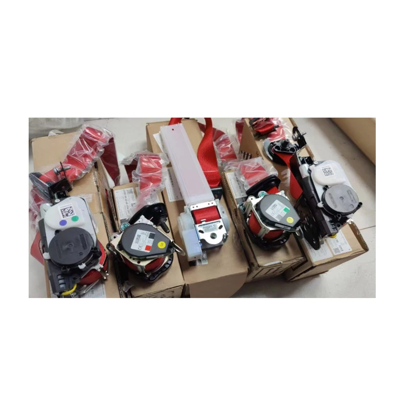 Рисунок 3 - Красный ремень безопасности для